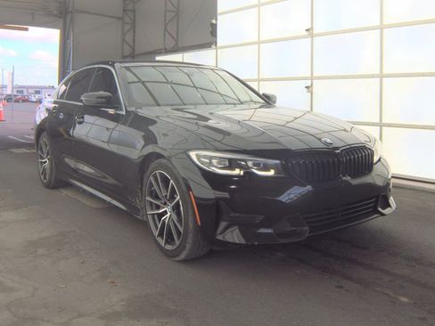 Used 2019 BMW 330i Sedan w/ Convenience Package RWD image 2