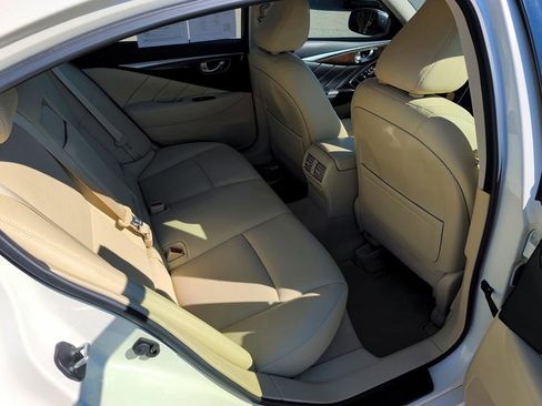 Used 2018 INFINITI Q50 Luxe w/ Essential Package (3.0T Luxe) RWD image 13