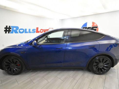 Used 2020 Tesla Model Y Performance AWD/4WD image 2