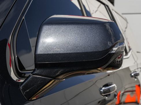 Used 2023 Chevrolet Tahoe High Country image 21