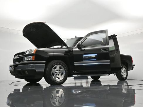 Used 2007 Chevrolet Silverado 1500 LT w/ Extended Cab Value Package RWD image 46