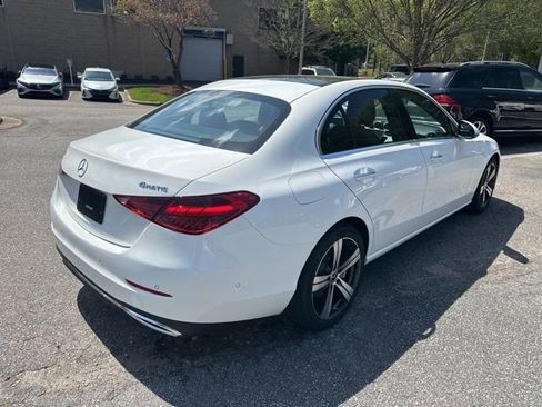 Used 2025 Mercedes-Benz C 300 4MATIC Sedan image 5