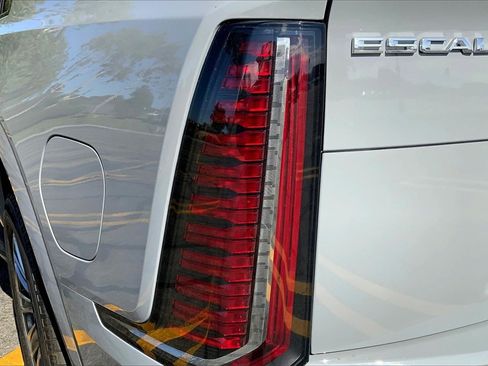 New 2026 Cadillac Escalade IQL Luxury image 15