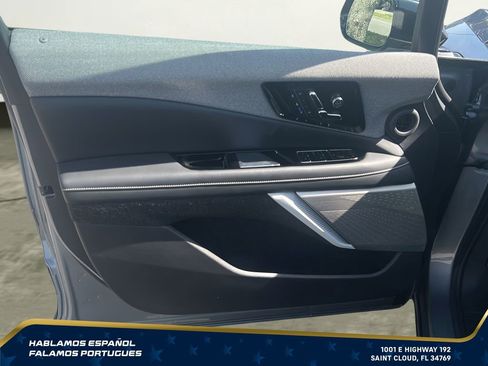 Used 2025 Cadillac Optiq Sport 2 w/ LPO, Floor Liner Package AWD/4WD image 10