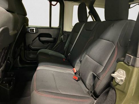 Certified 2021 Jeep Wrangler Unlimited Rubicon w/ Cold Weather Group image 15