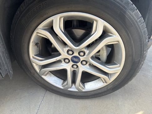 Used 2015 Ford Edge Titanium w/ Equipment Group 302A image 13