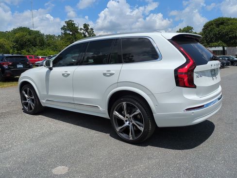 New 2025 Volvo XC90 B6 Ultra w/ Lounge Package image 6