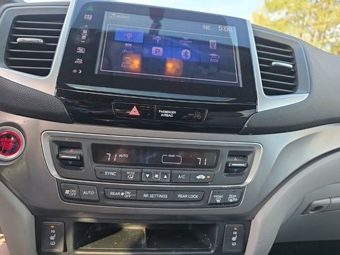 Used 2016 Honda Pilot EX-L image 16