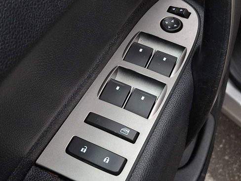Used 2011 GMC Sierra 1500 SLE w/ Power Tech Package AWD/4WD image 24