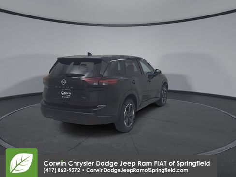 Used 2024 Nissan Rogue SV FWD image 14