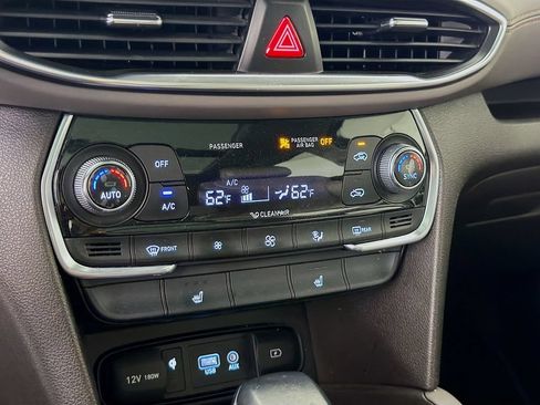 Used 2020 Hyundai Santa Fe SEL FWD image 18