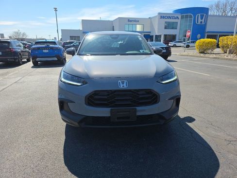 Used 2024 Honda HR-V Sport image 2
