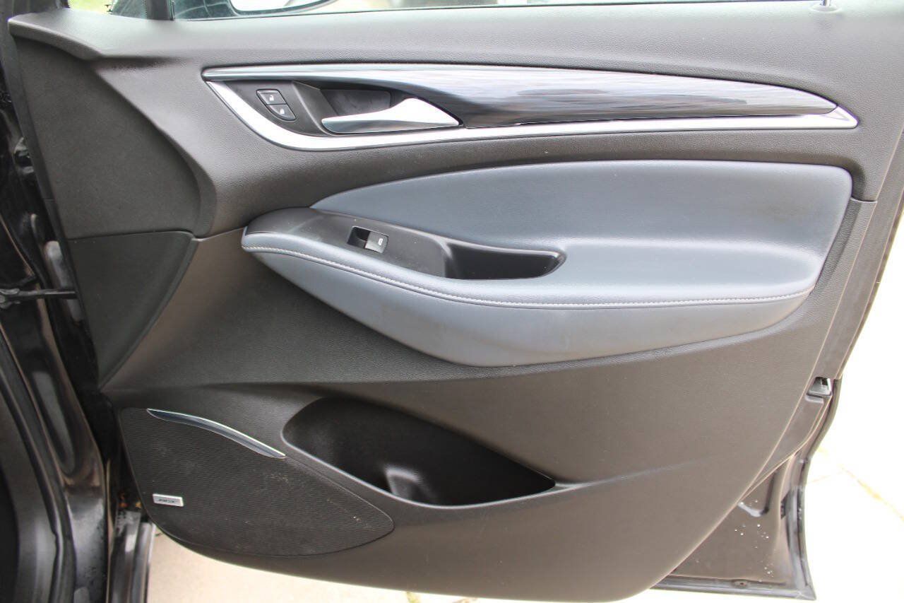 Used 2022 Buick Enclave Premium FWD image 14