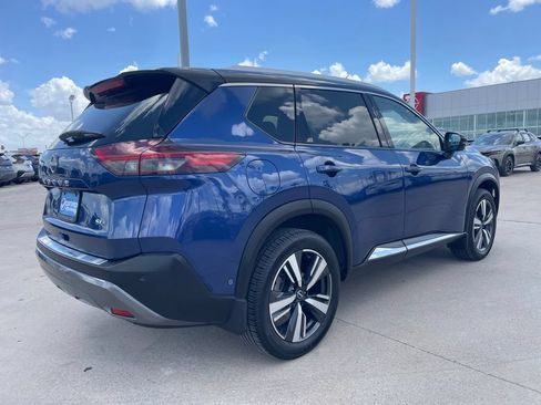 Certified 2023 Nissan Rogue SL w/ SL Premium Package FWD image 5