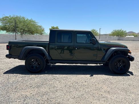 Used 2023 Jeep Gladiator Mojave w/ Trailer Tow Package AWD/4WD image 4