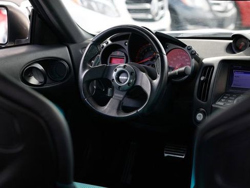 Used 2020 Nissan 370Z NISMO image 26