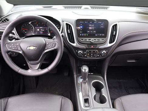 Used 2020 Chevrolet Equinox Premier FWD image 18