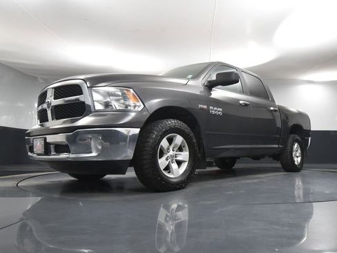 Used 2017 RAM 1500 Classic SLT image 45