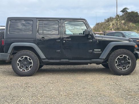 Used 2014 Jeep Wrangler Unlimited Sport w/ Quick Order Package 23S image 4