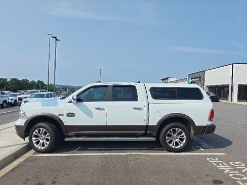 Used 2018 RAM 1500 Laramie Longhorn w/ Longhorn Southfork Package AWD/4WD image 5