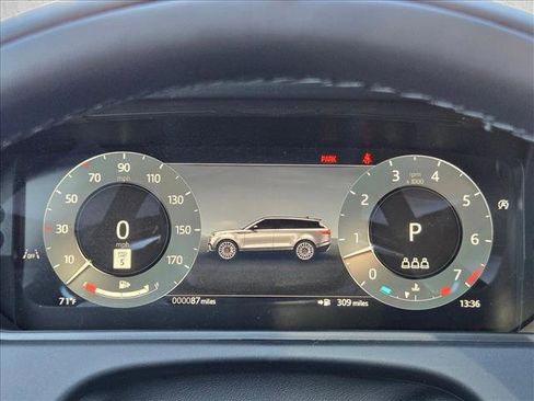 New 2026 Land Rover Range Rover Velar Dynamic SE image 11