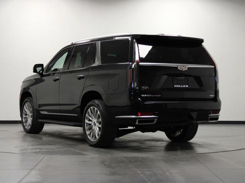 Used 2021 Cadillac Escalade Premium Luxury image 6