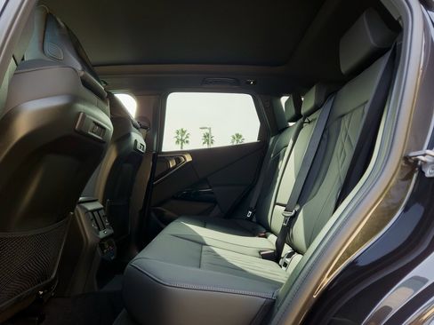 New 2026 BMW X3 xDrive30 w/ Premium Package image 18