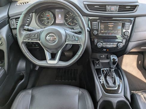 Used 2020 Nissan Rogue SL FWD image 10