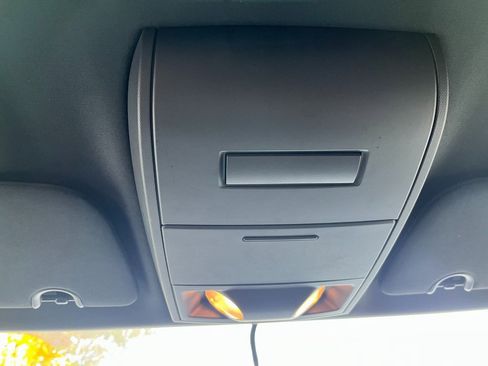 Used 2016 Dodge Grand Caravan SE image 20