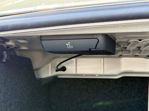 Used 2023 BMW 330i Sedan w/ Driving Assistance Package image 14