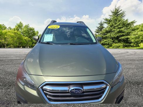 Used 2019 Subaru Outback 2.5i Limited image 2