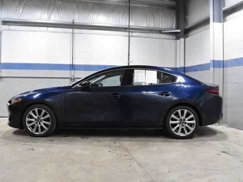 Used 2021 MAZDA MAZDA3 s image 19