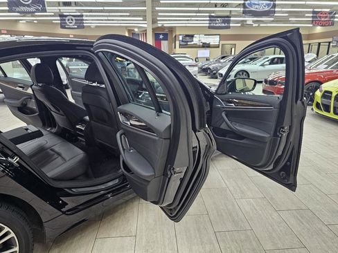 Used 2020 BMW 530i w/ Convenience Package image 16