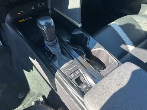 Used 2025 Toyota Camry SE image 24