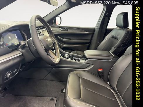 New 2025 Jeep Grand Cherokee L Limited w/ Black Appearance Package image 7