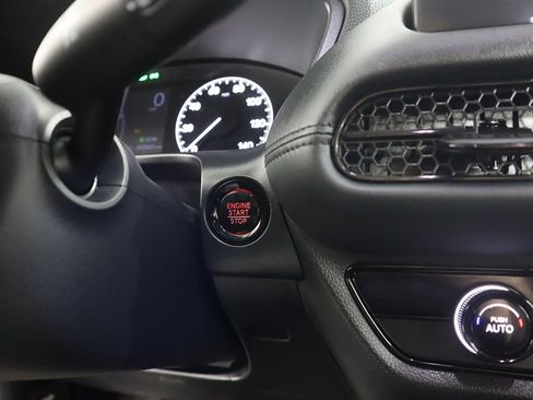 Certified 2026 Honda HR-V LX image 38