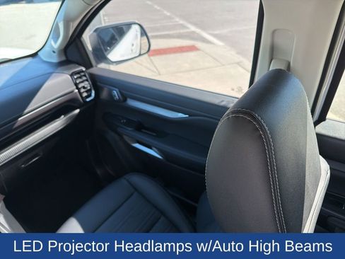 Used 2024 Ford Ranger Lariat w/ FX4 Off-Road Package image 17