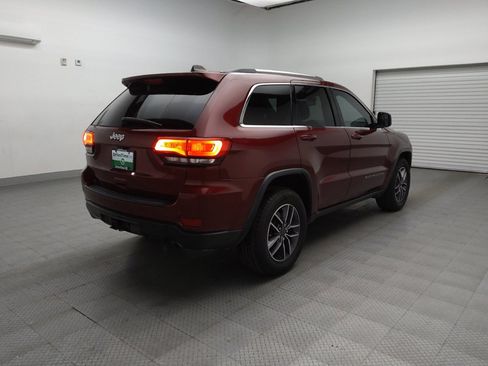 Used 2019 Jeep Grand Cherokee Laredo w/ Laredo X Package image 9