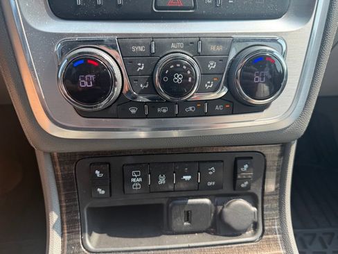 Used 2017 GMC Acadia Limited SLT AWD/4WD image 18