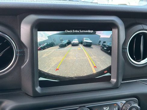 Used 2022 Jeep Wrangler Unlimited Rubicon 4xe w/ Steel Bumper Group AWD/4WD image 27