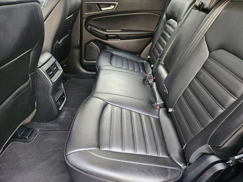 Used 2021 Ford Edge SEL w/ Convenience Package image 17