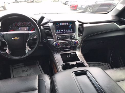 Used 2019 Chevrolet Tahoe LT w/ Luxury Package AWD/4WD image 43