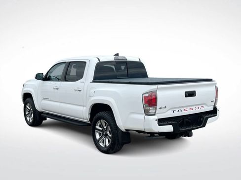 Used 2019 Toyota Tacoma Limited AWD/4WD image 6