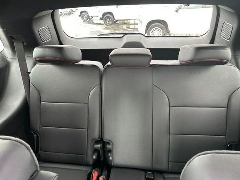 New 2026 Chevrolet Traverse Z71 w/ Enhanced Driving Package AWD/4WD image 27