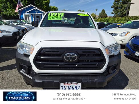 Used 2018 Toyota Tacoma SR RWD image 2