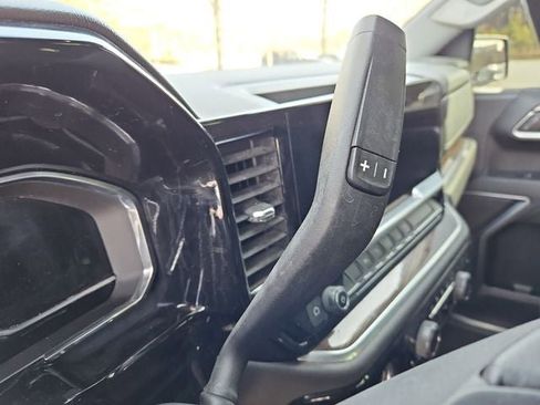 Used 2022 Chevrolet Silverado 1500 LT image 22