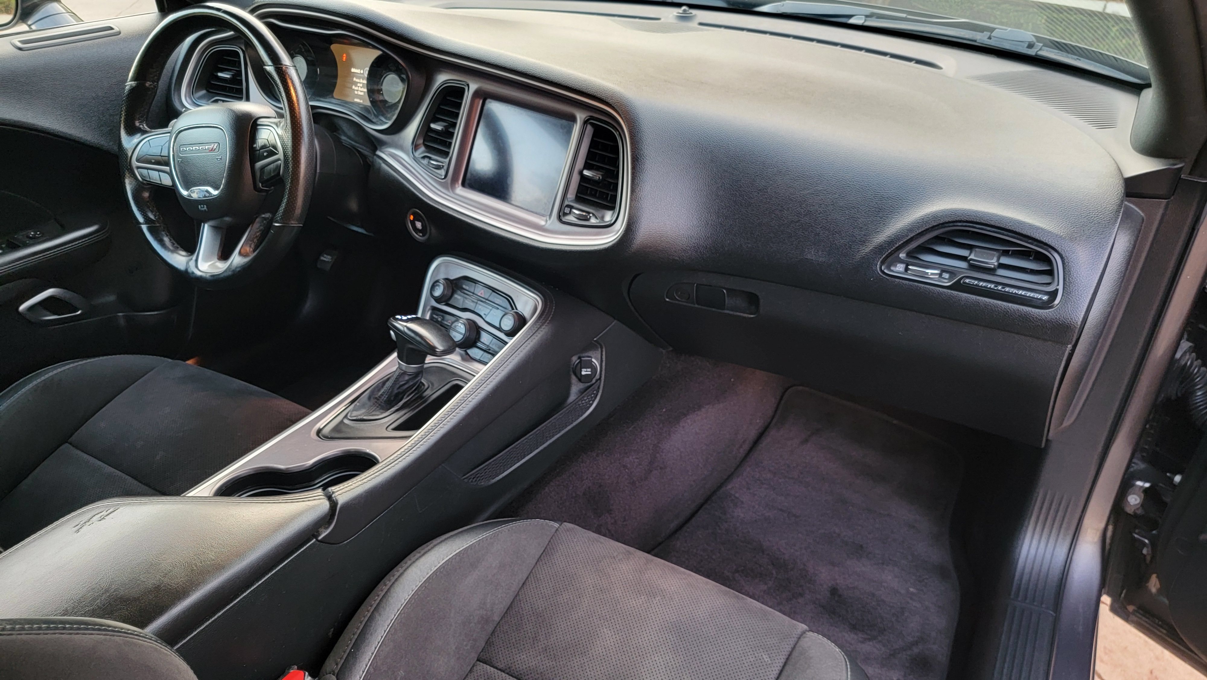 Used 2019 Dodge Challenger R/T w/ Plus Package RWD image 34