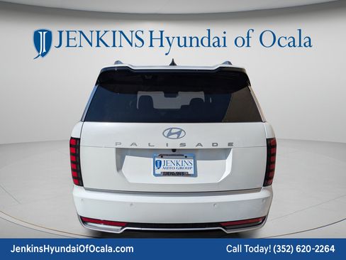 New 2026 Hyundai Palisade Calligraphy FWD image 5