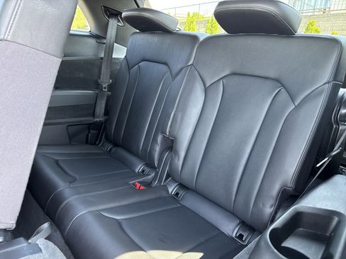 Used 2017 Audi Q7 3.0T Prestige AWD/4WD image 36