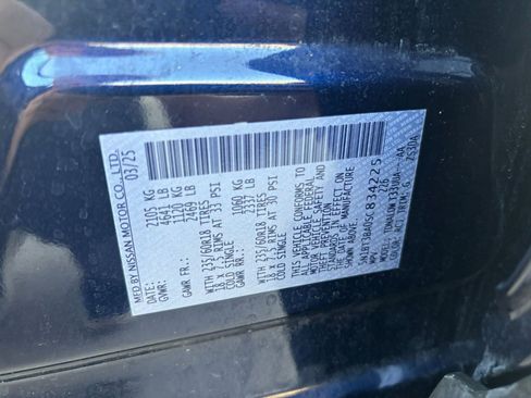 Used 2025 Nissan Rogue SV image 31